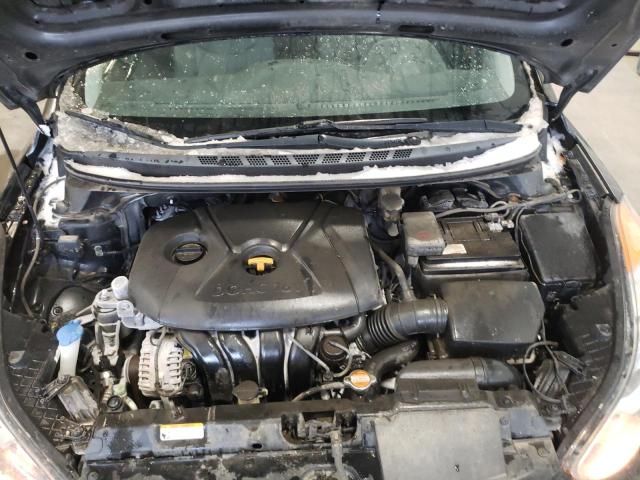 Photo 11 from auction – 2012 HYUNDAI ELANTRA GL with VIN 5NPDH4AE4CH072273