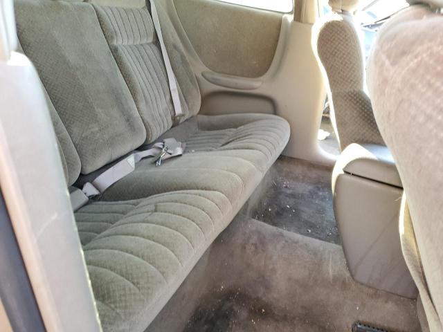 Photo 10 from auction – 2002 PONTIAC GRAND PRIX with VIN 1G2WP12K02F230930