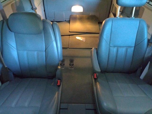 Photo 10 from auction – 2008 CHRYSLER TOWN & COU with VIN 2A8HR54P78R736506