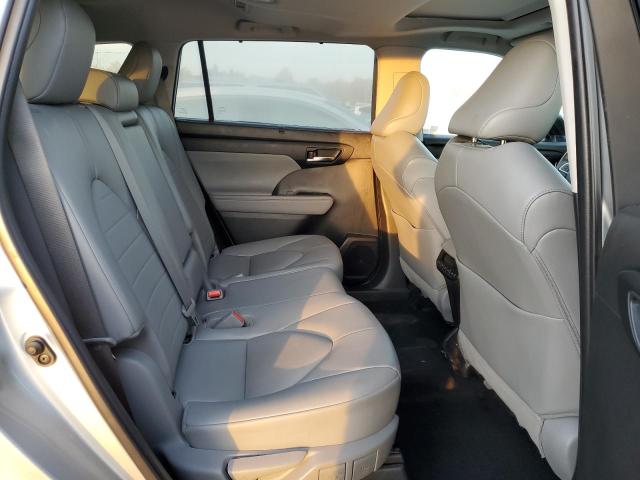 Photo 11 from auction – 2022 TOYOTA HIGHLANDER with VIN 5TDHZRBH5NS202742
