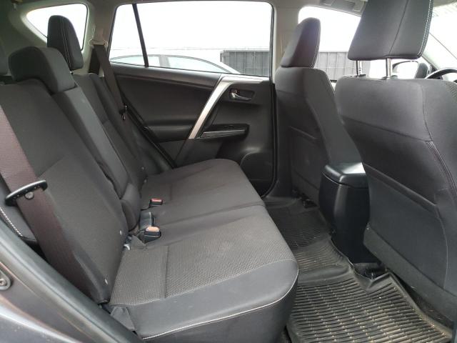 Photo 10 from auction – 2017 TOYOTA RAV4 XLE with VIN JTMRFREV8HJ128586