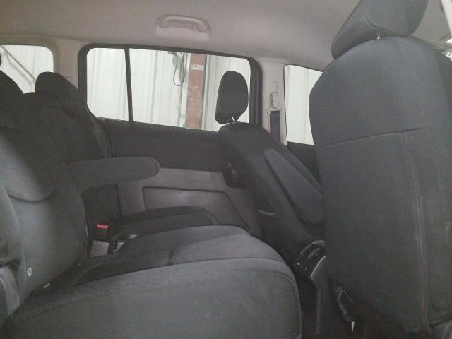 Photo 11 from auction – 2009 MAZDA 5 with VIN JM1CR293X90357310