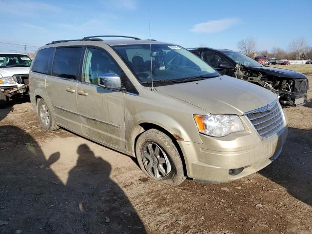 Photo 4 from auction – 2010 CHRYSLER TOWN & COU with VIN 2A4RR8D1XAR456961
