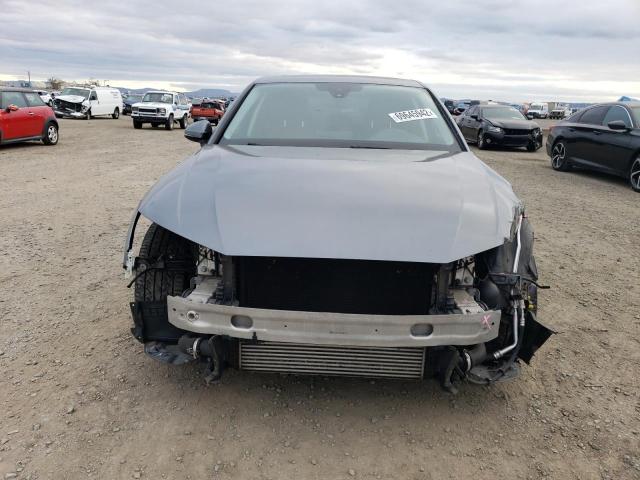 Photo 5 from auction – 2017 AUDI A4 ULTRA P with VIN WAUKMAF46HN053682