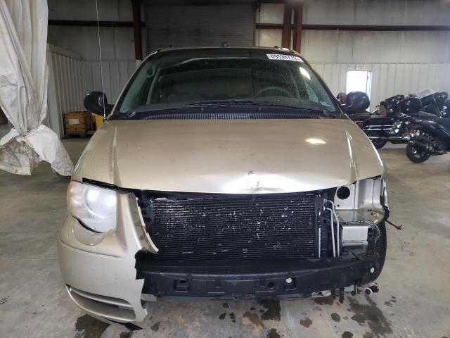 Photo 5 from auction – 2005 CHRYSLER TOWN & COU with VIN 2C4GP44R85R519806