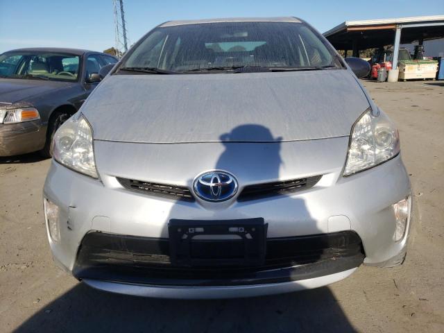 Photo 5 from auction – 2014 TOYOTA PRIUS with VIN JTDKN3DU2E0384010