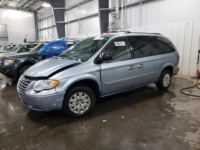 Photo 1 from auction – 2006 CHRYSLER TOWN & COU with VIN 2A4GP44R56R833523
