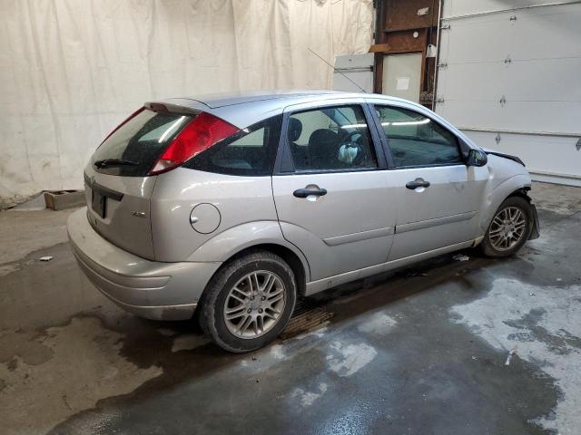 Photo 3 from auction – 2005 FORD FOCUS ZX5 with VIN 3FAFP37N95R145091
