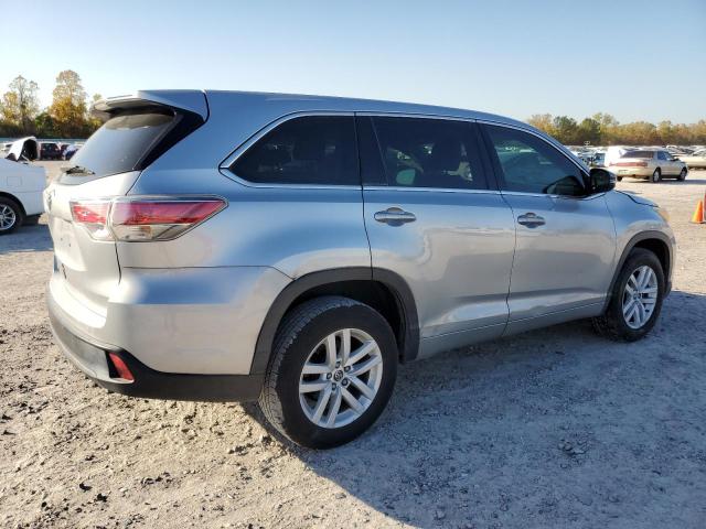Photo 3 from auction – 2016 TOYOTA HIGHLANDER with VIN 5TDZKRFH6GS121576