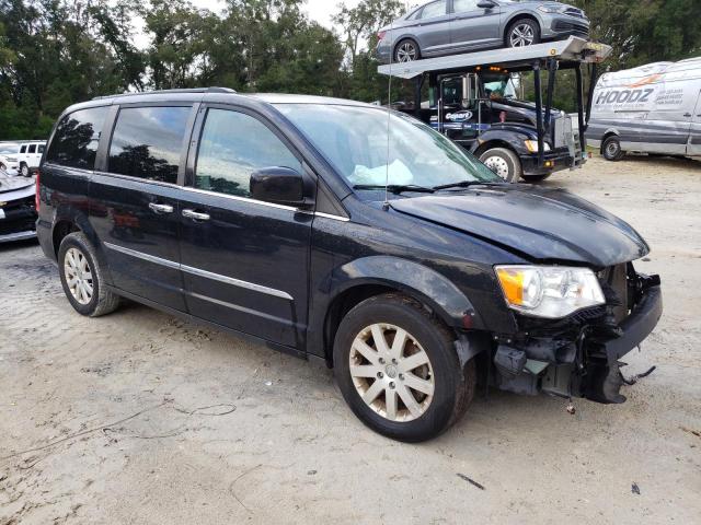Photo 4 from auction – 2016 CHRYSLER TOWN & COU with VIN 2C4RC1BG6GR119380