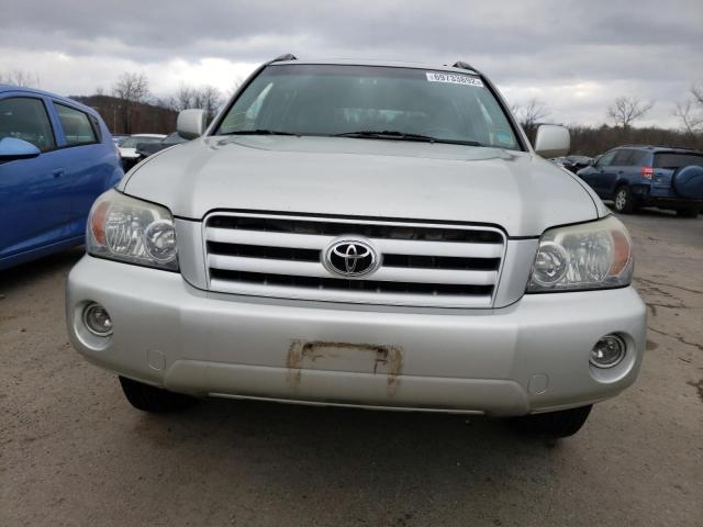 صورة رقم 5 من المزاد - 2004 TOYOTA HIGHLANDER مع VIN JTEEP21A540012683