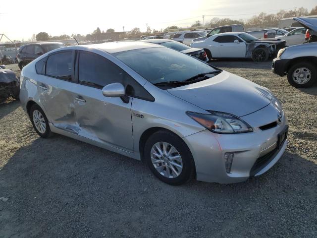 Photo 4 from auction – 2014 TOYOTA PRIUS PLUG with VIN JTDKN3DP6E3059000