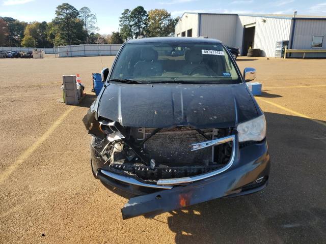 Photo 5 from auction – 2014 CHRYSLER TOWN & COU with VIN 2C4RC1CG4ER198642