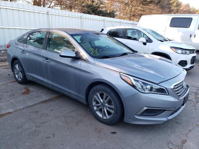 Photo 4 from auction – 2017 HYUNDAI SONATA SE with VIN 5NPE24AF2HH477327
