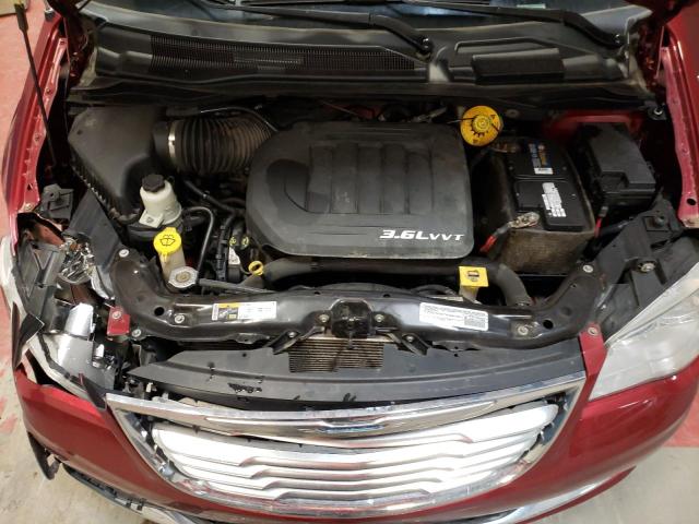 Photo 12 from auction – 2015 CHRYSLER TOWN & COU with VIN 2C4RC1BG8FR596956