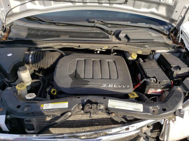 Photo 12 from auction – 2011 CHRYSLER TOWN & COU with VIN 2A4RR8DG0BR758720