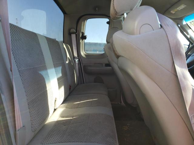 Photo 10 from auction – 2002 FORD F150 with VIN 2FTRX18L22CA74815