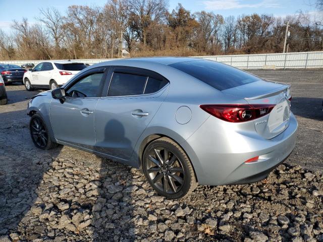 Photo 2 from auction – 2018 MAZDA 3 TOURING with VIN 3MZBN1V33JM196448