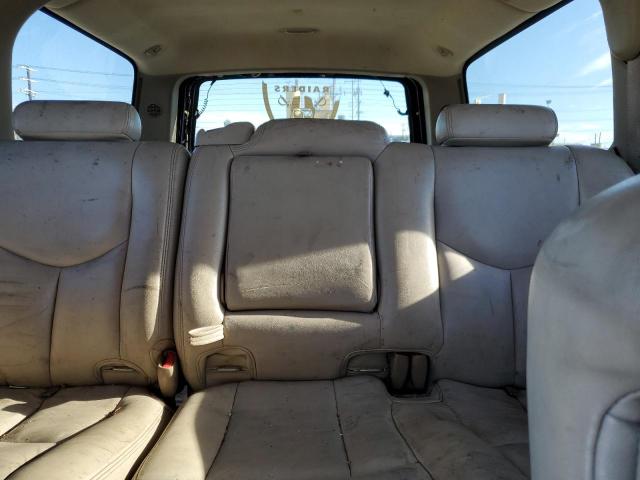 Photo 10 from auction – 2004 CHEVROLET SUBURBAN C with VIN 3GNEC16TX4G317703