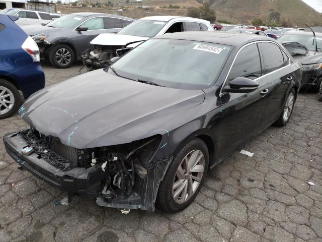 VOLKSWAGEN PASSAT SE 2018 with VIN 1VWBA7A36JC010262 - Photo from auction