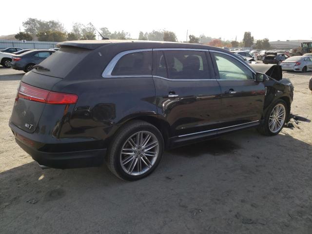 Photo 3 from auction – 2019 LINCOLN MKT with VIN 2LMHJ5ATXKBL01589