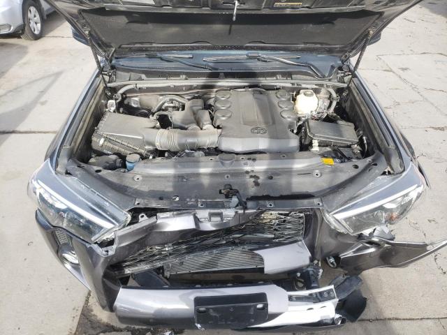 Photo 12 from auction – 2018 TOYOTA 4RUNNER SR with VIN JTEBU5JR3J5580349