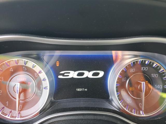 Photo 9 from auction – 2017 CHRYSLER 300C with VIN 2C3CCAEG4HH632592