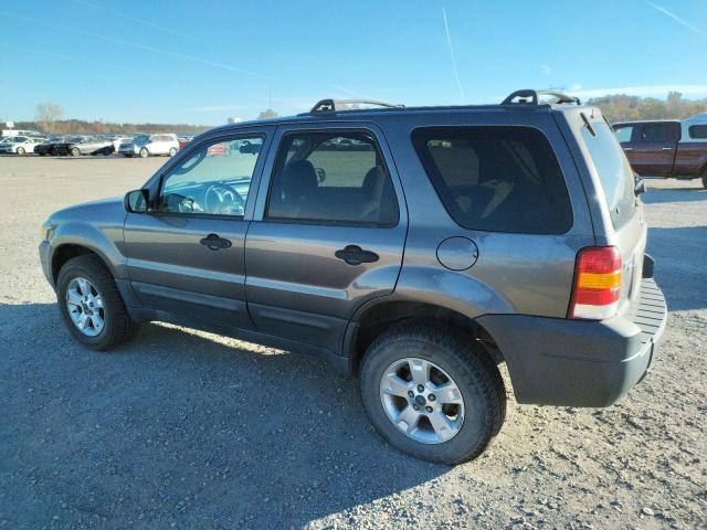 Photo 2 from auction – 2005 FORD ESCAPE XLT with VIN 1FMCU031X5KC46132