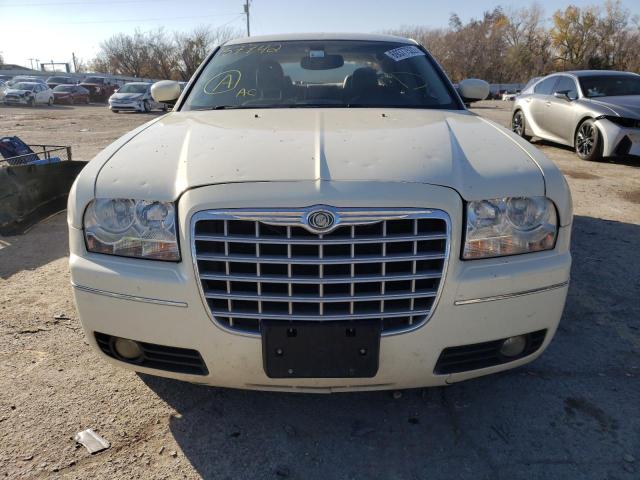 Photo 5 from auction – 2005 CHRYSLER 300 TOURIN with VIN 2C3JA53G65H157742
