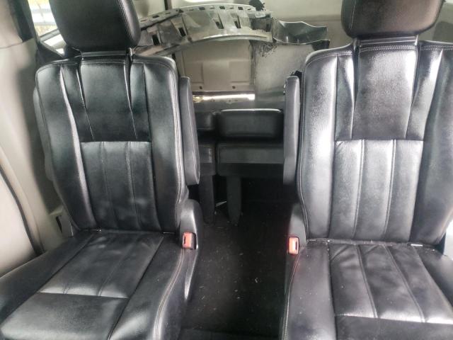 Photo 10 from auction – 2013 CHRYSLER TOWN & COU with VIN 2C4RC1BG4DR614267