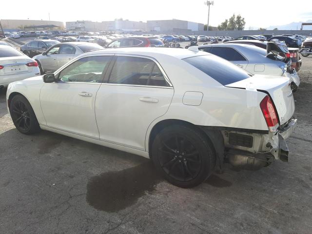Photo 2 from auction – 2016 CHRYSLER 300 LIMITE with VIN 2C3CCAAG8GH198164