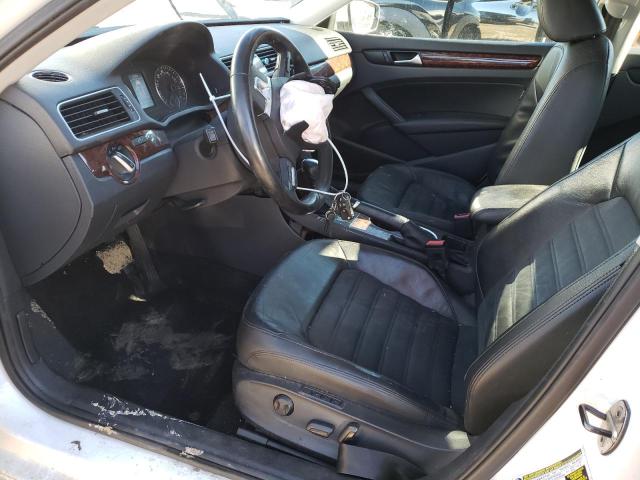 Photo 7 from auction – 2013 VOLKSWAGEN PASSAT SEL with VIN 1VWCN7A30DC030357