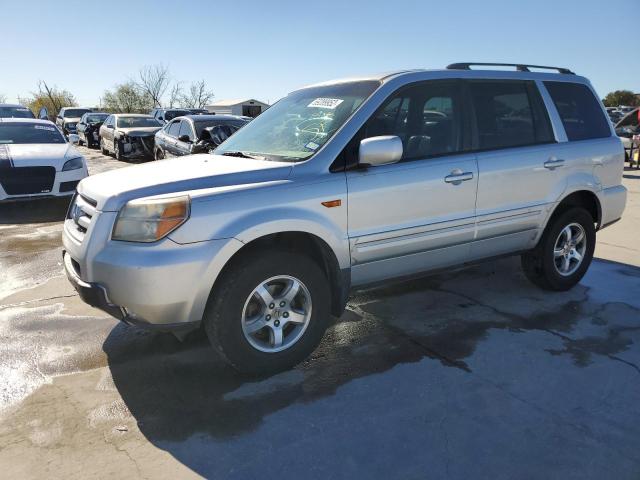 HONDA PILOT 2007 with VIN 5FNYF285X7B014352 - Photo from auction