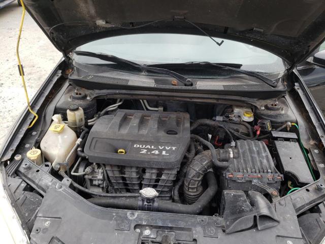Photo 11 from auction – 2011 CHRYSLER 200 TOURIN with VIN 1C3BC1FB4BN500428