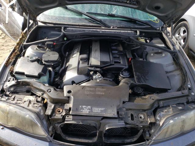 Photo 11 from auction – 2002 BMW 325 I with VIN WBAEV334X2KL69864