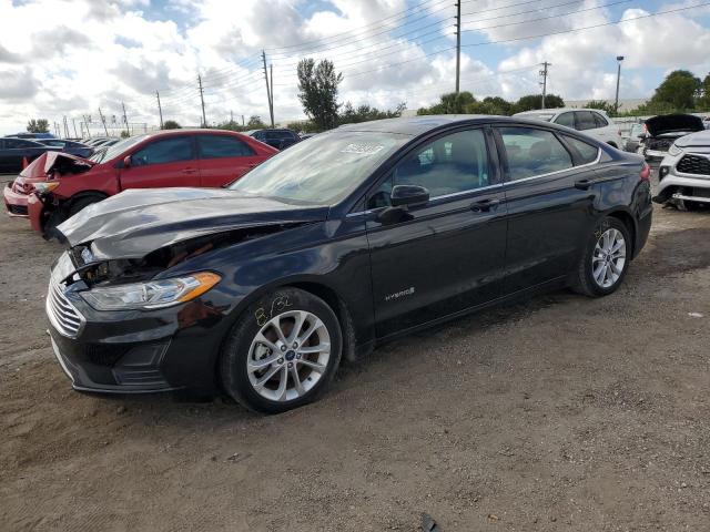FORD FUSION SE 2019 with VIN 3FA6P0LU4KR261791 - Photo from auction