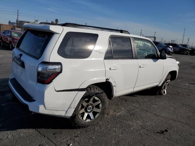 Photo 3 from auction – 2019 TOYOTA 4RUNNER SR with VIN JTEBU5JR5K5643856