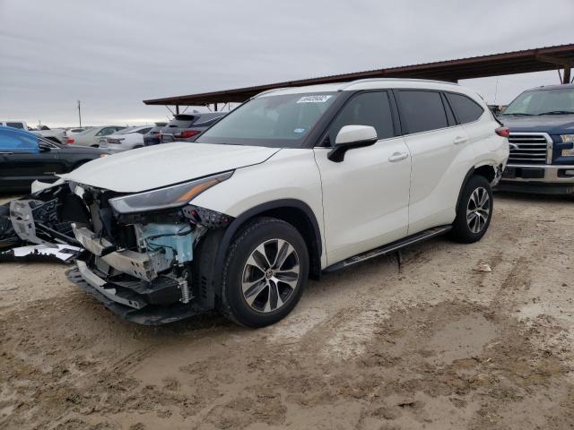TOYOTA HIGHLANDER 2021 with VIN 5TDGZRAH9MS525848 - Photo from auction