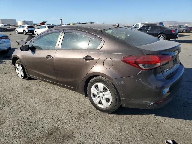 Photo 2 from auction – 2017 KIA FORTE LX with VIN 3KPFK4A7XHE119166
