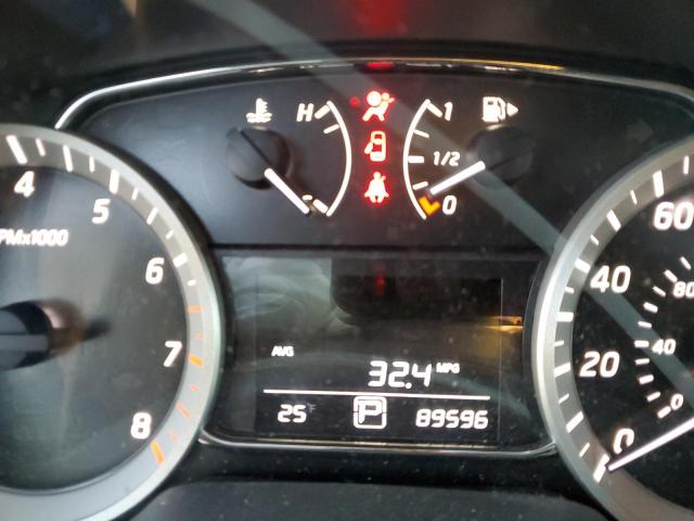 Photo 9 from auction – 2015 NISSAN SENTRA S with VIN 3N1AB7AP2FY286485
