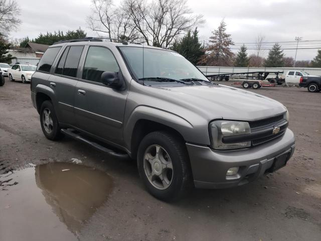 Photo 4 from auction – 2005 CHEVROLET TRAILBLAZE with VIN 1GNDT13S852255445