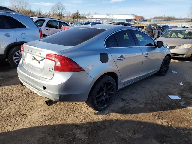 Photo 3 from auction – 2011 VOLVO S60 T6 with VIN YV1902FH9B2017736