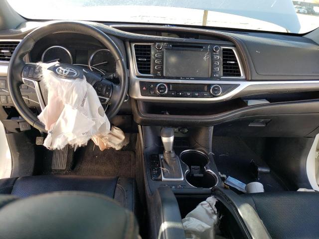 Photo 8 from auction – 2018 TOYOTA HIGHLANDER with VIN 5TDYZRFH6JS246737