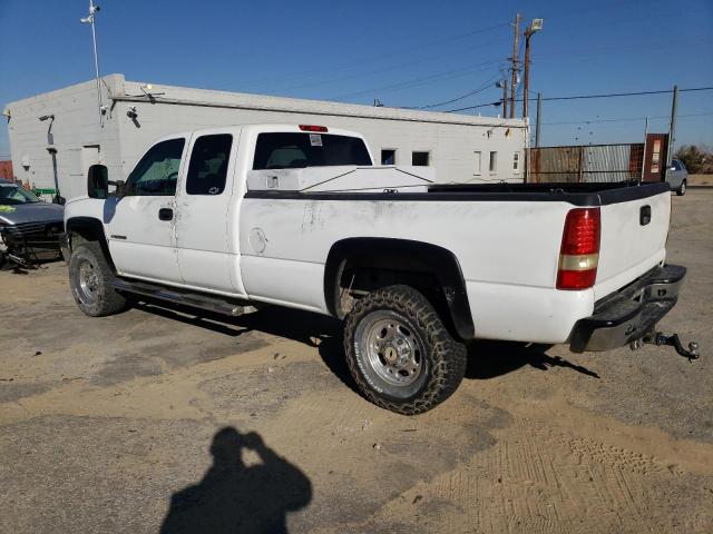 Photo 2 from auction – 2005 CHEVROLET SILVERADO with VIN 1GCHC29UX5E176205