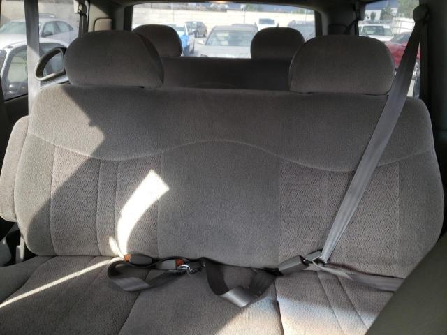 Photo 10 from auction – 2000 CHEVROLET ASTRO with VIN 1GNDM19W6YB151161