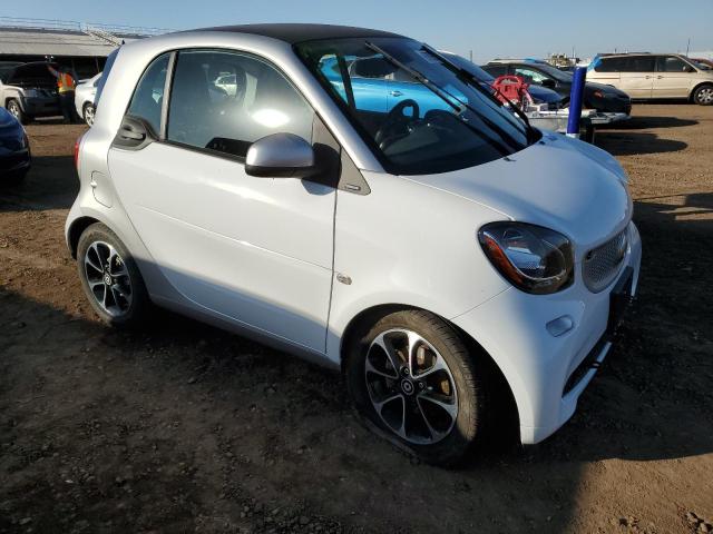 Photo 4 from auction – 2016 SMART FORTWO with VIN WMEFJ5DA0GK062909
