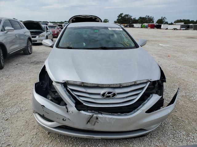 Photo 5 from auction – 2013 HYUNDAI SONATA with VIN 5NPEB4AC4DH625512