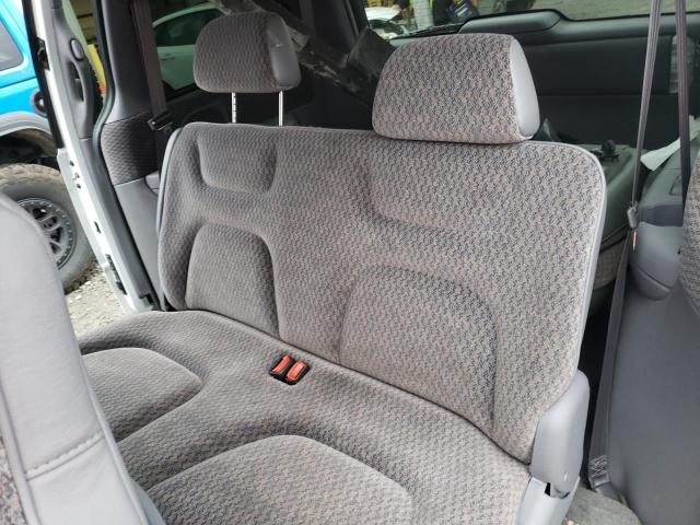 Photo 10 from auction – 1998 DODGE CARAVAN SE with VIN 2B4GP45R5WR692101