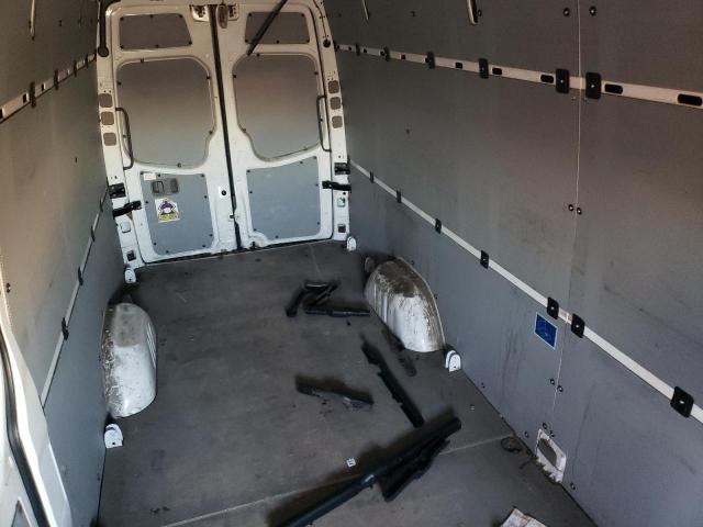 Photo 11 from auction – 2014 MERCEDES-BENZ SPRINTER 2 with VIN WD3PE8DE0E5896812