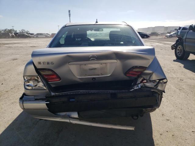 Photo 6 from auction – 2001 MERCEDES-BENZ E 320 with VIN WDBJF65J51B334648